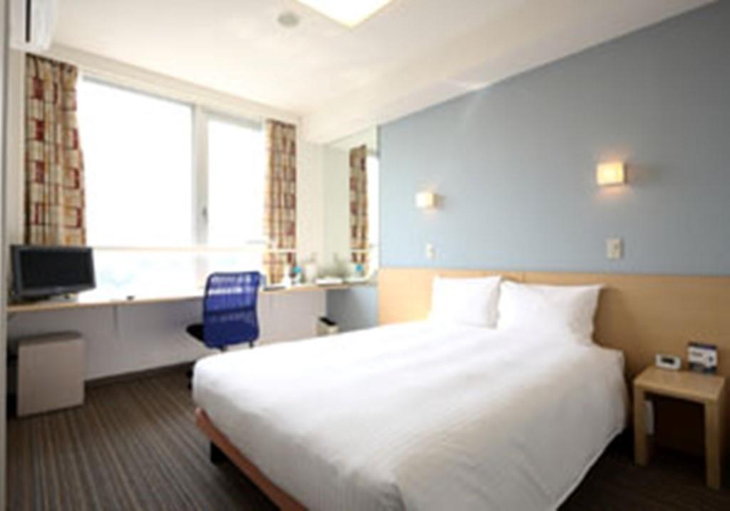 Tagajo Smile Hotel Sendai Tagajyo חדר תמונה